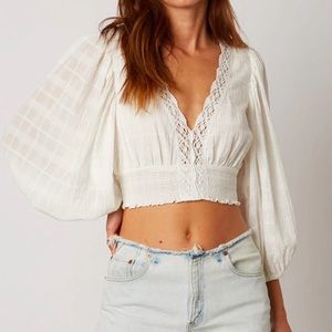 Cotton Candy LA puff sleeve crop top